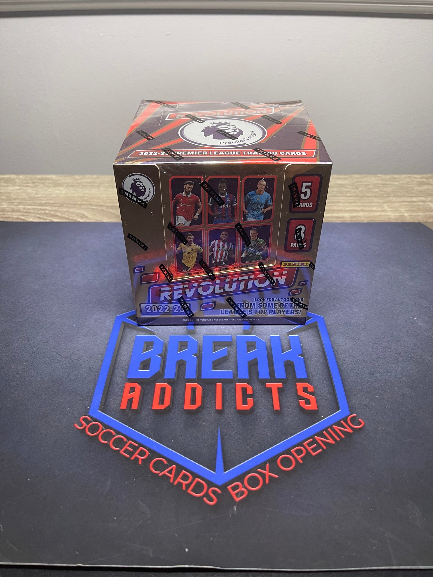 22-23 Panini Revolution Soccer Hobby box